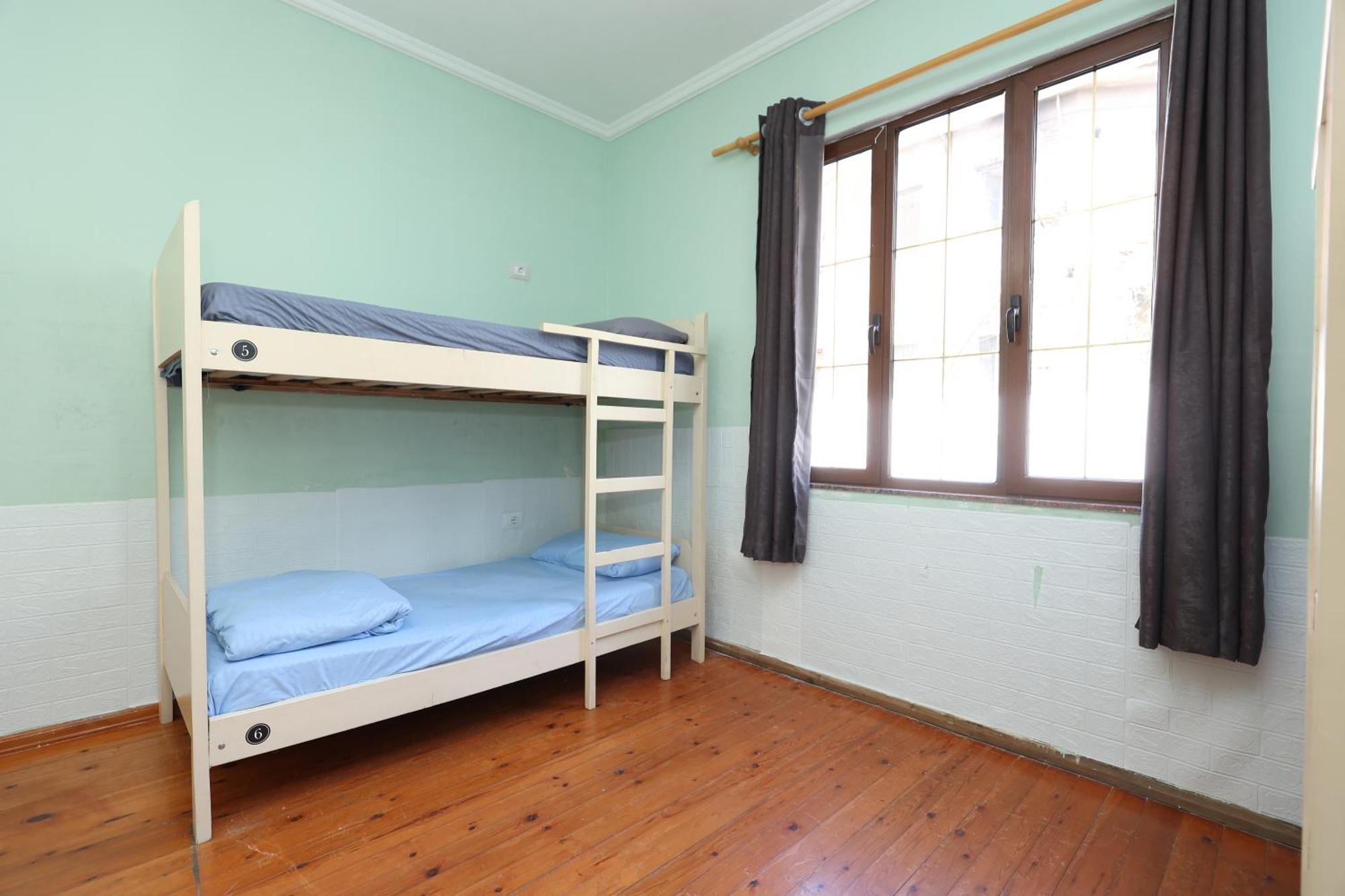 Hostel Osho Tirana Buitenkant foto