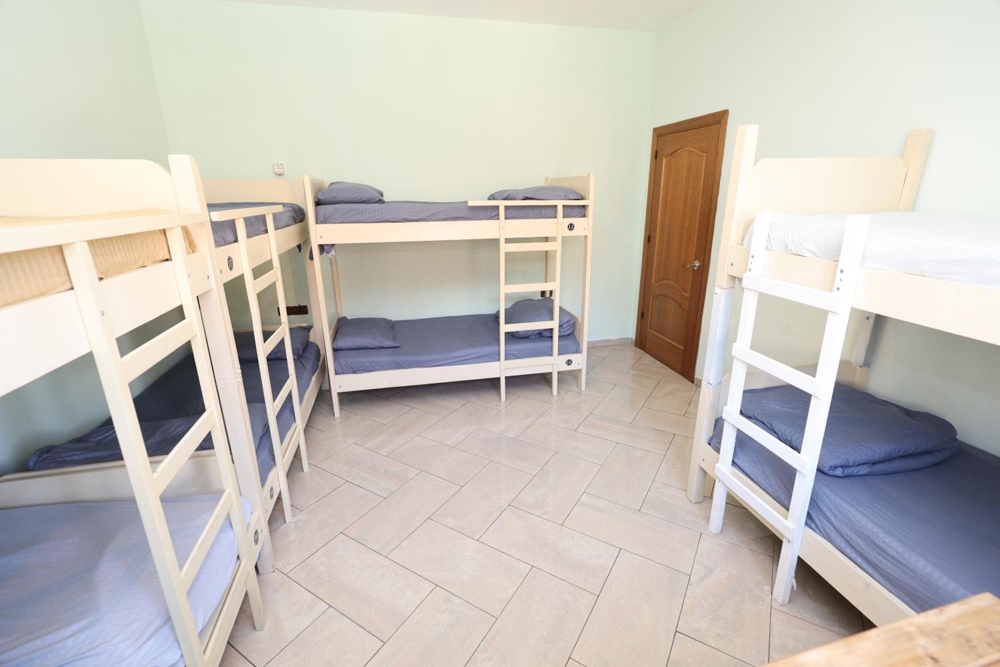 Hostel Osho Tirana Buitenkant foto